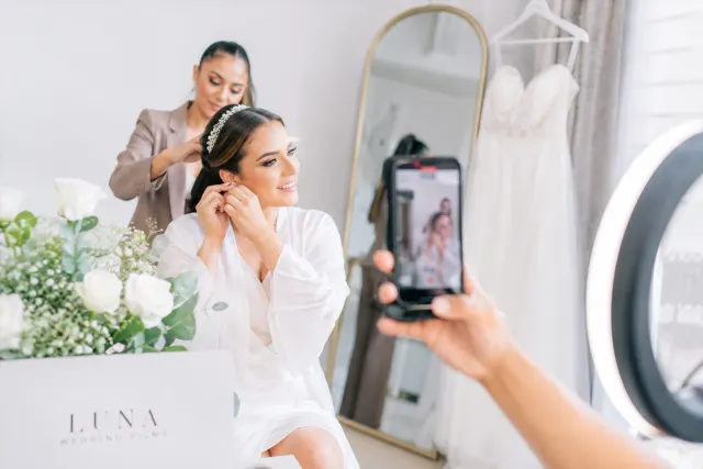 Organic Mobile Wedding Content